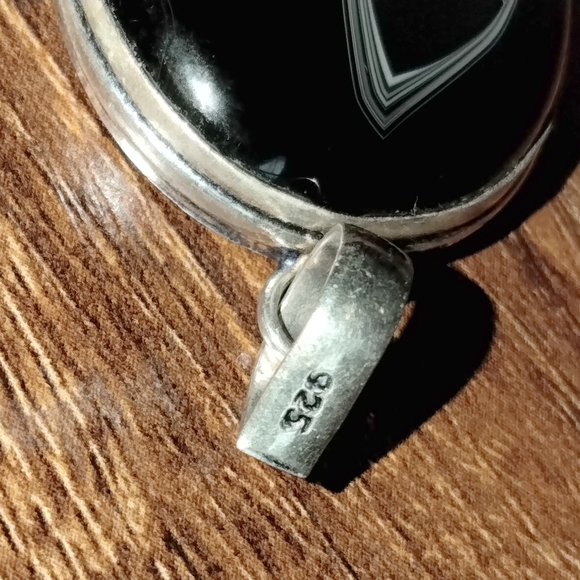 Elegant Black Onyx And Sterling Silver  Pendant Necklace - Picture 2 of 3